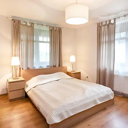 Jozefina - Mini & Family Fun *