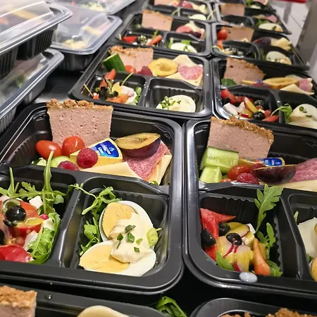 Jozefina - Mini & Family Fun *