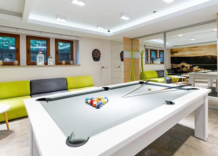 Jozefina - Mini & Family Fun