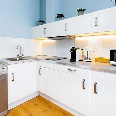 Jozefina - Mini & Family Fun