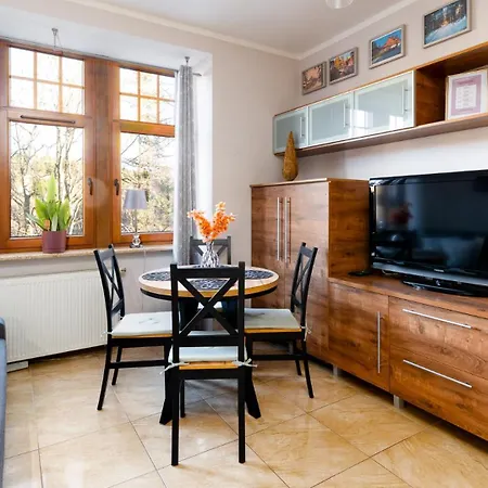 Jozefina - Mini & Family Fun *